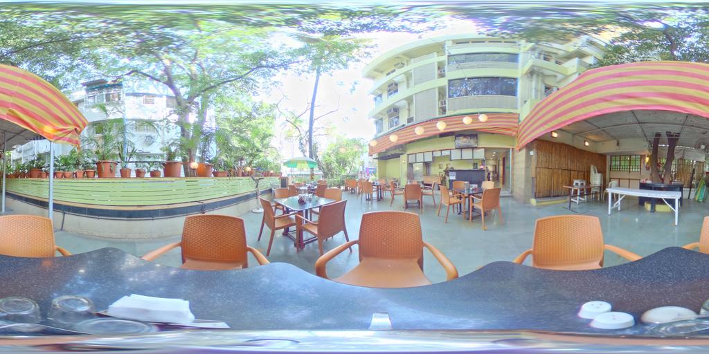 Hotel Raviraj Púna Exteriér fotografie