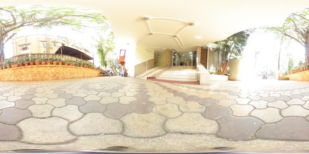 Hotel Raviraj Púna Exteriér fotografie