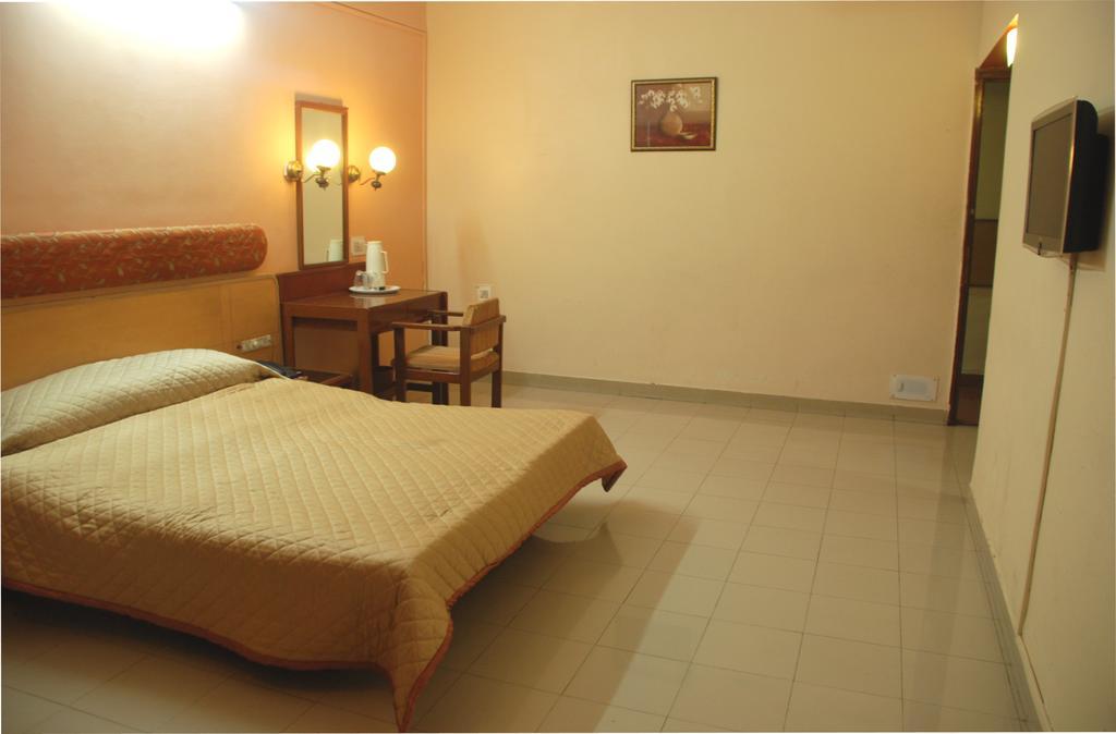 Hotel Raviraj Púna Exteriér fotografie